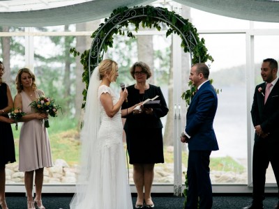 Bröllop på Hällsnäs